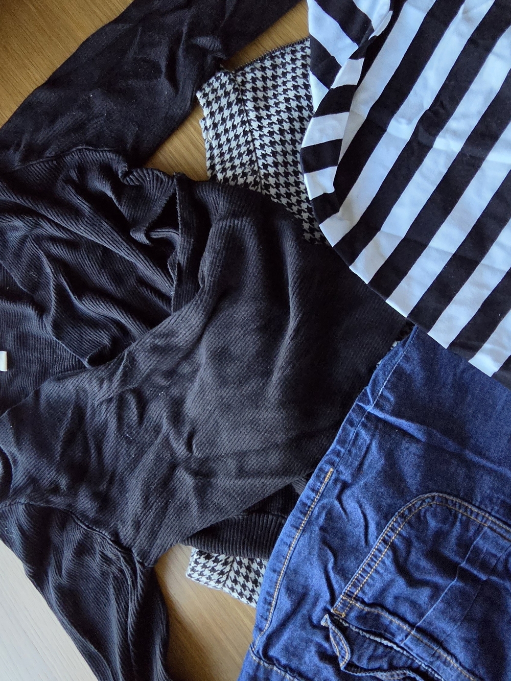 3-Piece Women’s Clothing Bundle | MICKAEL KOR & More | $18